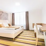 Hotel Atlantis 4*