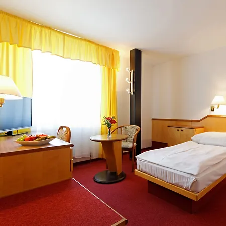 Ξενοδοχείο Atlantis 4*