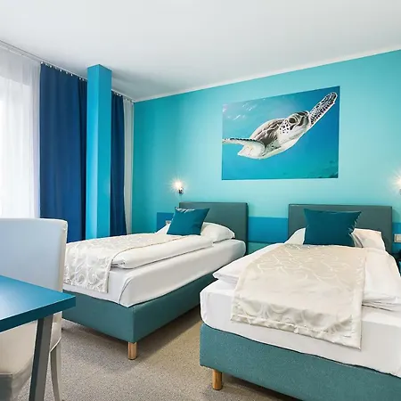 Atlantis Hotel 4*